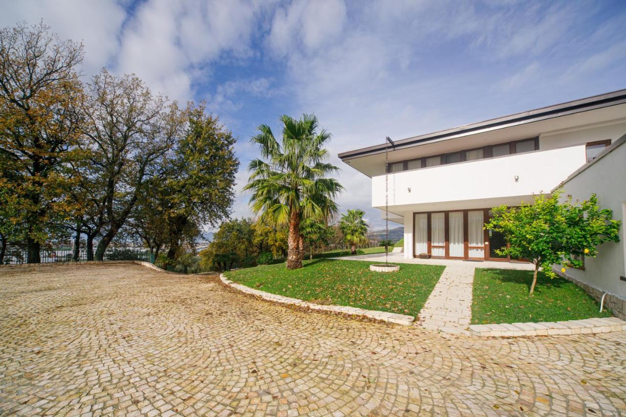 Aria - Villa Di Campagna Montecorvino Rovella Exteriör bild