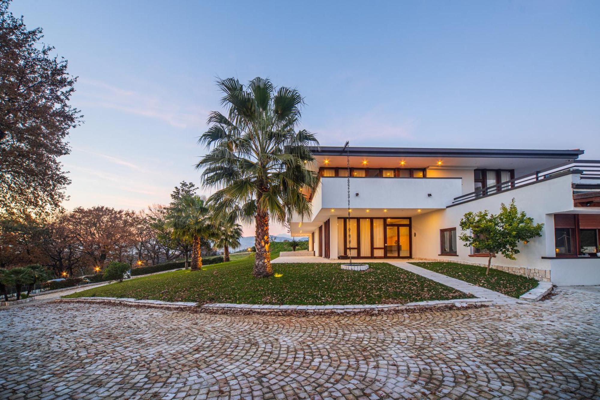 Aria - Villa Di Campagna Montecorvino Rovella Exteriör bild