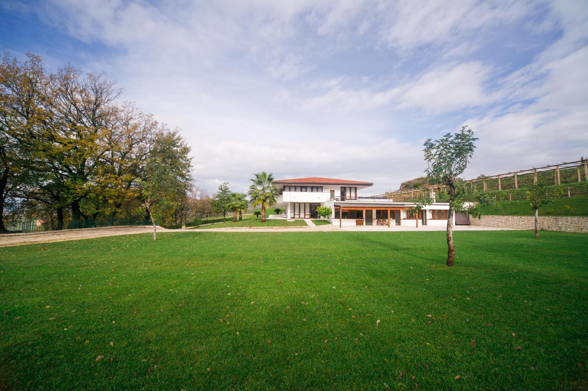 Aria - Villa Di Campagna Montecorvino Rovella Exteriör bild